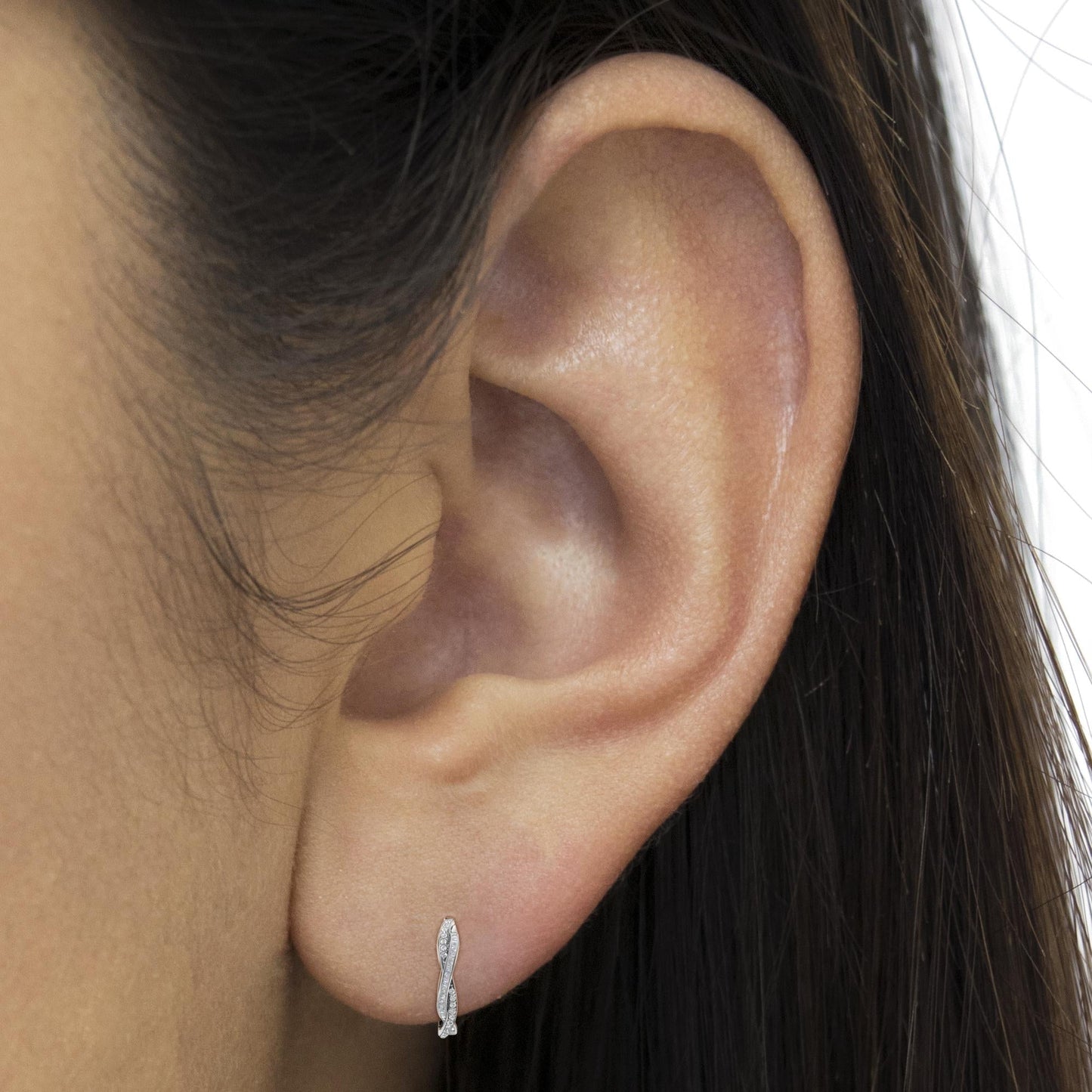 Sterling Silver Diamond Hoop Earrings (0.75 CTTW, I-J Color, I2-I3 Clarity)